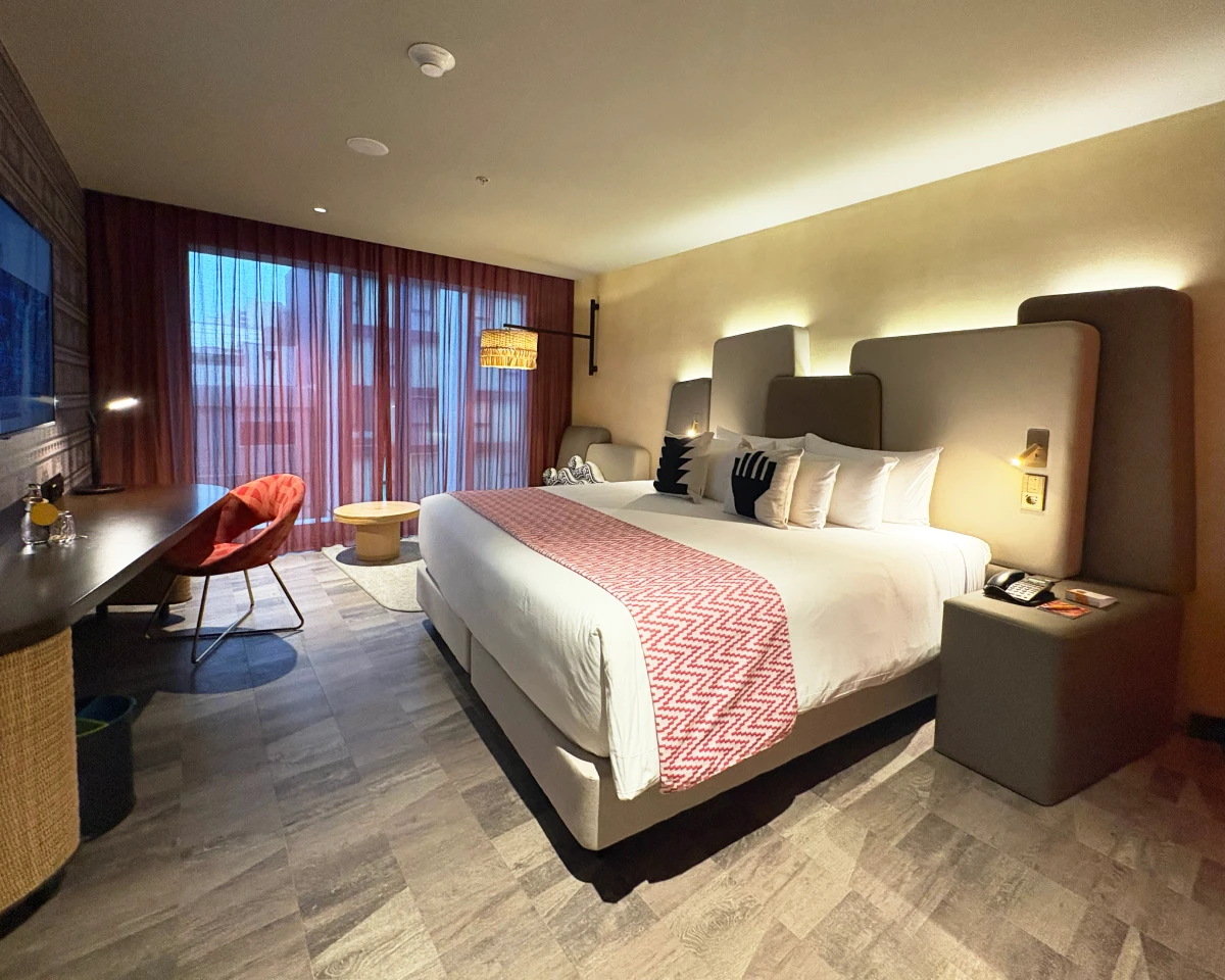 hotel nhow 16