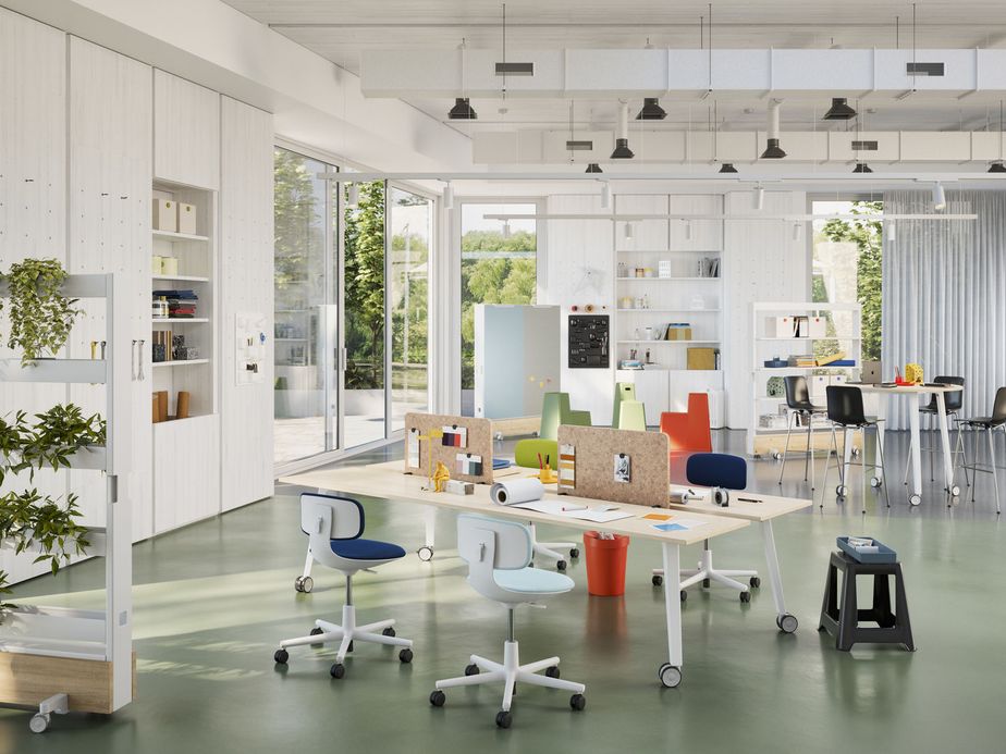 Integra tecnología en tus espacios de trabajo